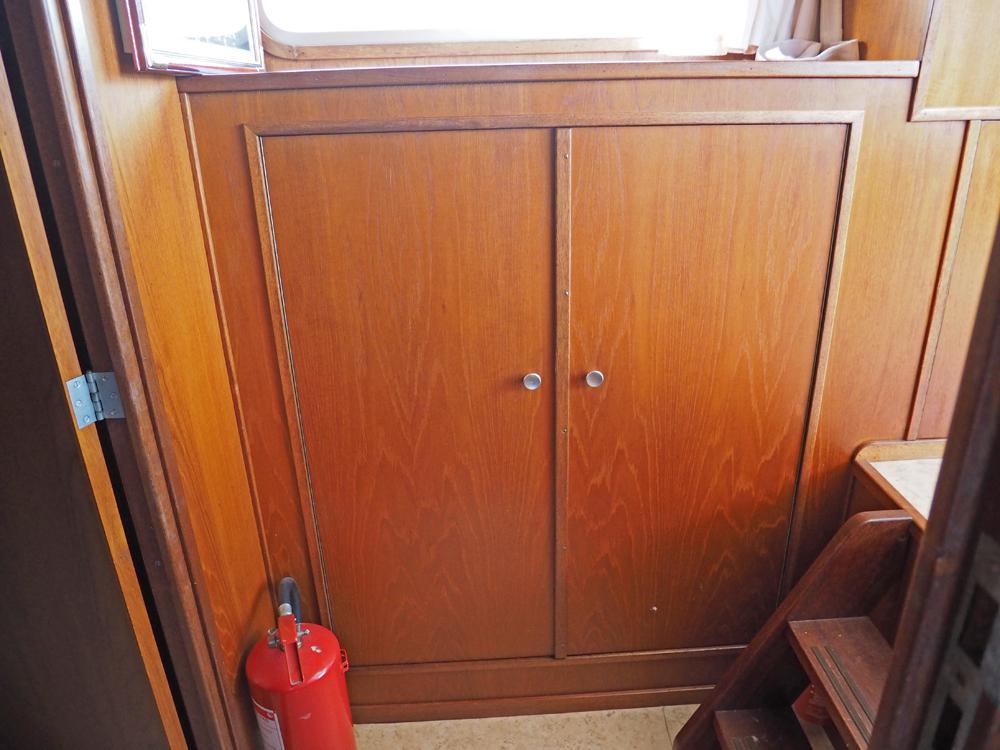 Aft cabin, Accommodation